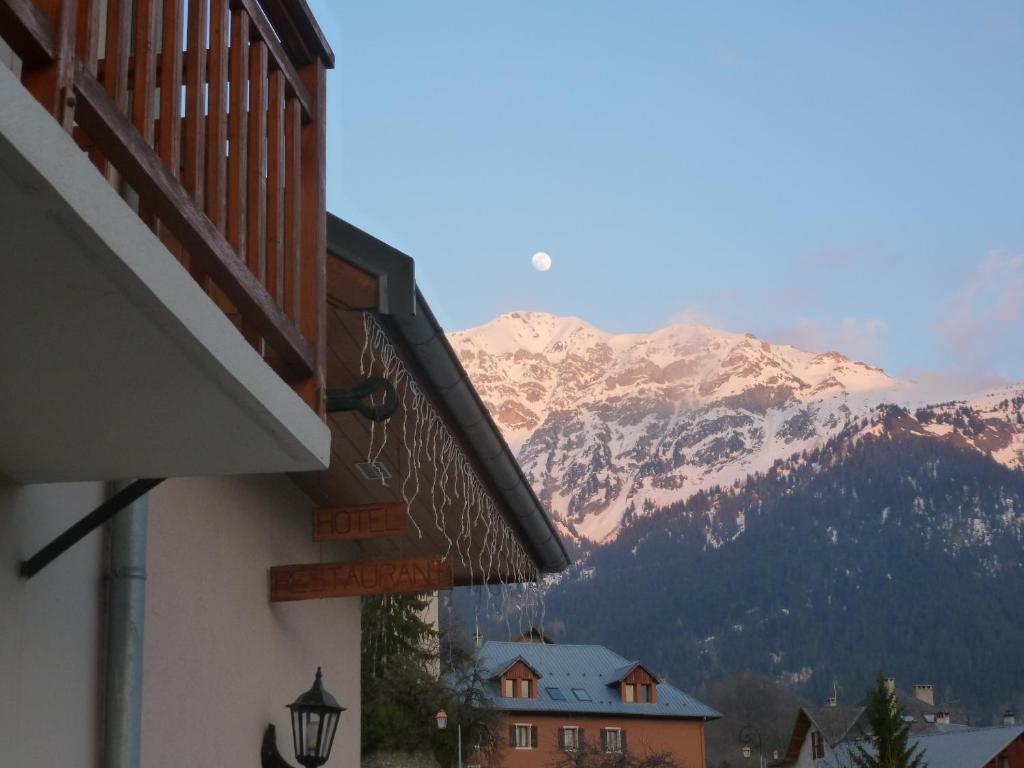 Hotel Le Beausejour Saint-Francois-Longchamp Bagian luar foto